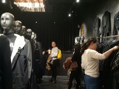 -镜服装店(东门印象城店)