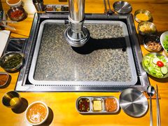 -唯成•韩国炭火烤肉 유성고기