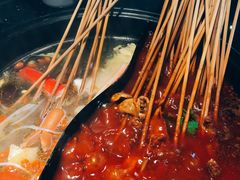 -两三事小郡肝串串香火锅(桂庙店)