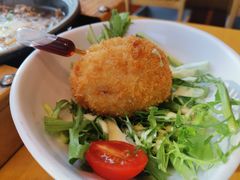 酥炸猪肉裹温泉蛋-胜博殿日式炸猪排(西红门店)