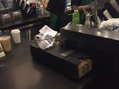-星巴克(港汇1号办公楼店)