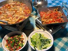 -昱龙大盆牛蛙馆(三兴街总店)