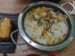 红帽津道酸菜鱼-红帽小馆(向阳路店)
