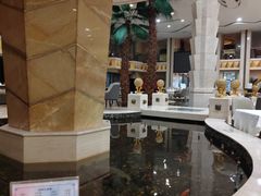 -碧中海汤泉汗蒸酒店