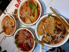 -丽丽三鲜螺蛳粉(田林路店)