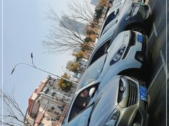 -港隆国际大厦-地下停车场