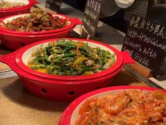 -海口绿发希尔顿酒店-田园汇贵州美食自助餐·三文鱼