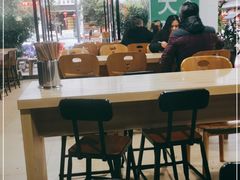 大堂-金实大酥牛肉面