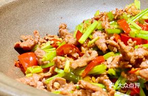 Stir-Fried Huanjiang Beef