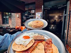 -foodoo芙多松饼店