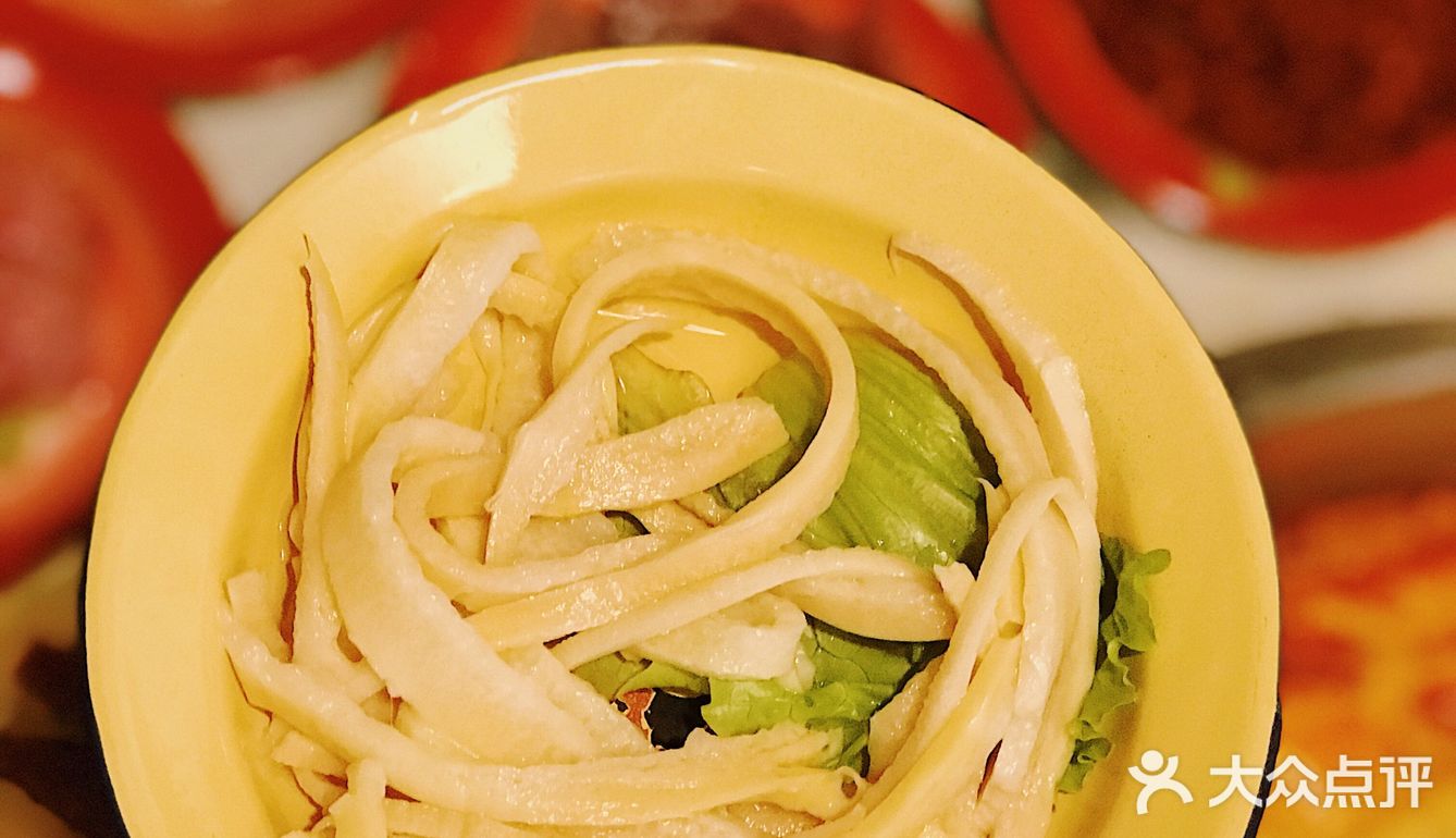 拥有成都红的陈艳红 今夏红遍成都