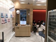 -奈雪的茶(华侨城创意园店)