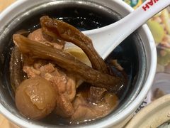 鹿茸菌炖土鸡汤-华记煲仔华·煲仔饭(人和店)