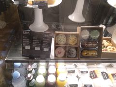 -星巴克臻选(济南万达店)