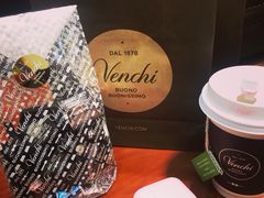 -VENCHI 闻绮(上海佛罗伦萨小镇店)