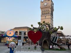 -王府井奥莱临潼小镇(临潼店)