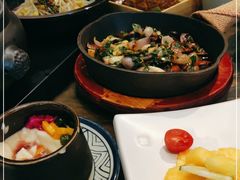 -云海肴·汽锅鸡·云南菜(天山百盛优客店)