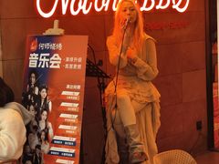 -何师烧烤Pro ··江湖川菜·小龙虾·精酿啤酒(太古里旗舰店)