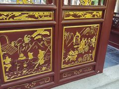 -汇龙潭