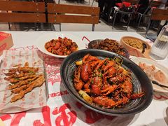 -肥肥虾庄·金牌油焖大虾(杨园滨江时代walk店)
