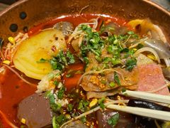 -成都你六姐·牛肉冒菜(上海环宇荟店)