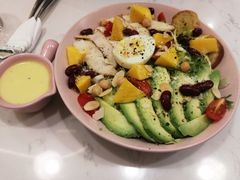 香煎鸡肉牛油果沙拉-仁义涵西餐·咖啡(中华巴洛克店)