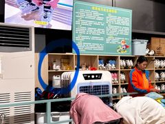 -极限PLAY运动娱乐新世界·团建派对表演休闲馆·室内高空游乐园