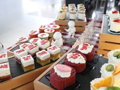 -广州鸿粤星辉奔驰4S店(钟村店)