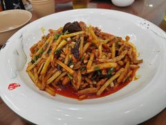 -椒香川流不息川菜馆(二七北路店)