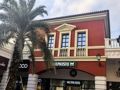 -VENCHI 闻绮(上海佛罗伦萨小镇店)