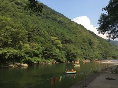 -怪潭漂流