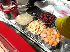 -沪上阿姨·精选茶饮(烟台万达广场店)