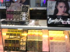 -4iNLOOK美瞳店(龙之梦购物中心虹口店)