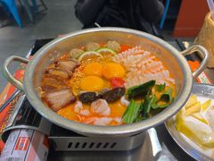 -小小集渔·泰式大排档(太古里香槟店)