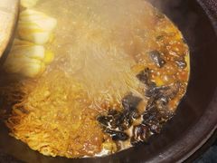 -鱼窝棚柴火铁锅炖(富山屯店)