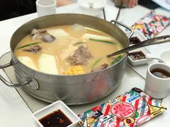 -肥仔文澳门猪骨煲(南京西路店)