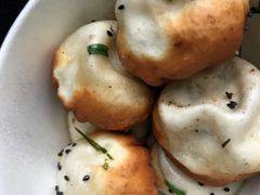 -香山胡记吴江路生煎(灵山路店)