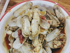 -冶建镜子·老南昌大排档·江西虾王(总店)