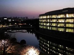 -湖北经济学院-图书馆