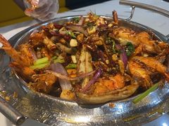 -凤凰路何眼镜香辣蟹(花果园店)