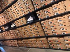 -NIKE上海青浦优选体验店