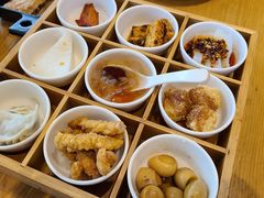 -蓉李记成都名小吃(武汉菱角湖万达店)