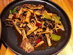 -十三式重庆江湖菜(金茂览秀城店)