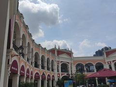 -佛罗伦萨小镇广佛名品奥特莱斯(疏港路店)