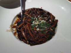 响油鳝糊-金枝玉叶上海人家食府(三里河店)