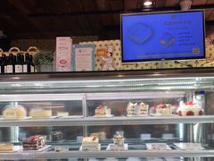 面包甜点陈列柜-匠造烘焙(联洋店)