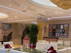 -皇朝海鲜酒店