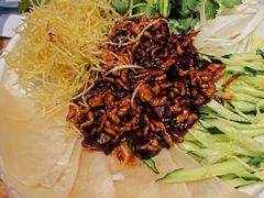 -山河屯铁锅炖·非遗东北菜(南山店)