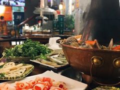 -老蜀铜火锅·酸菜脊骨·麻辣羊蝎子(热闹路店)