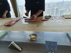 -伍贰赫兹·鮨合·烧鸟高空餐厅